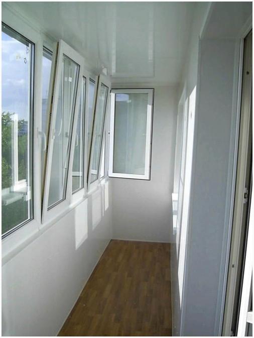 Пластиковое остекление балконов