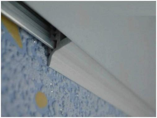 Декоративный нащельник для натяжного потолка