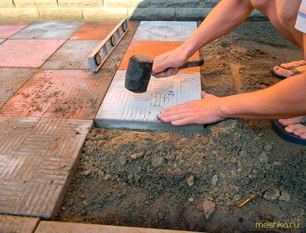 укладывать, тротуарную укладывать, тротуарную