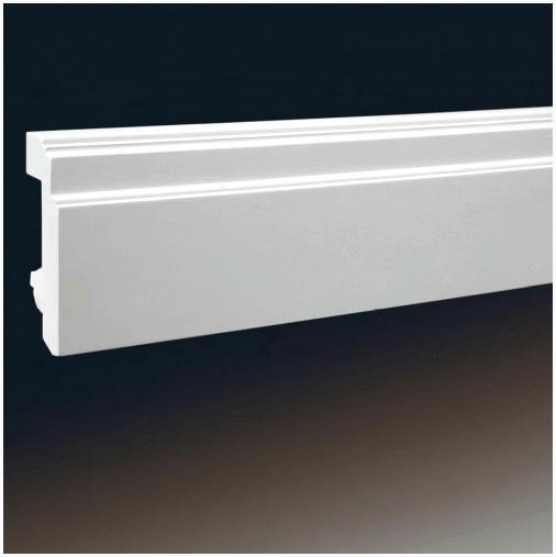 Плинтус из полиуретана для пола