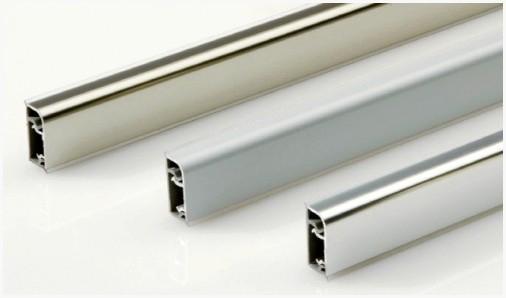 Алюминиевый плинтус для пола