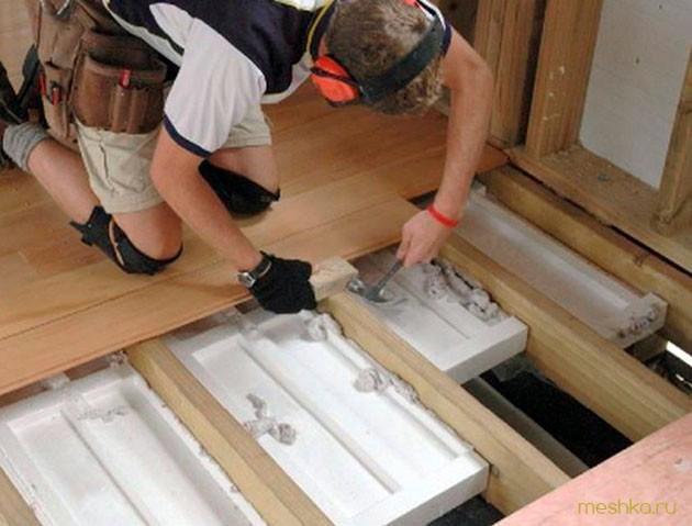 утеплить, пенопластом