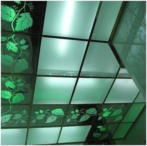 Потолочные панели из матового стекла