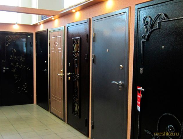 недорогие, стальные, двери