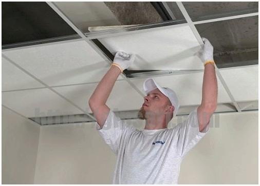 Установка плит кассетных потолков