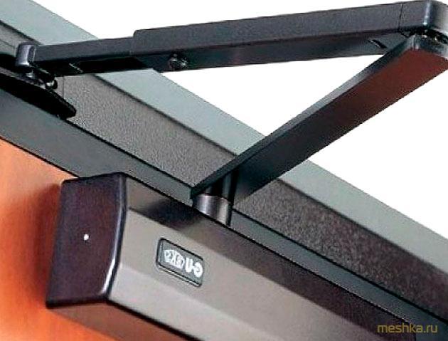 выбрать, установить, доводчик