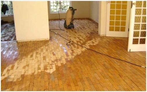 Устранение выбоин в паркете