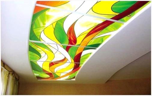 Витражный стеклянный потолок