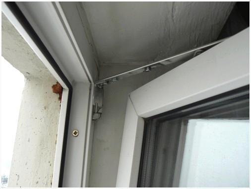 Створка одновременно в открытом и поворотно-откидном положении