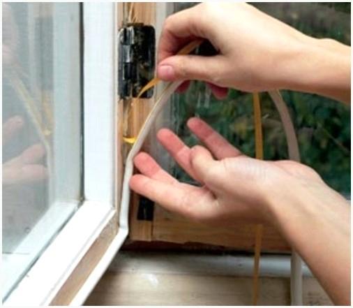 Замена уплотнителя в деревянных окнах