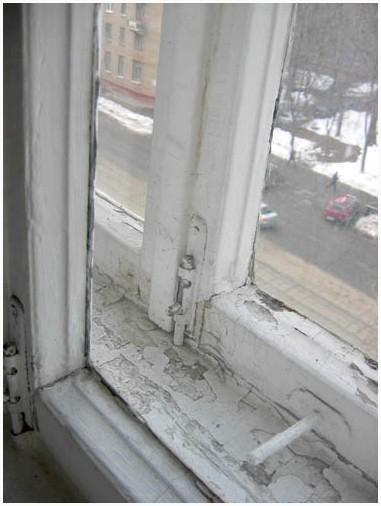 Старая рама окна